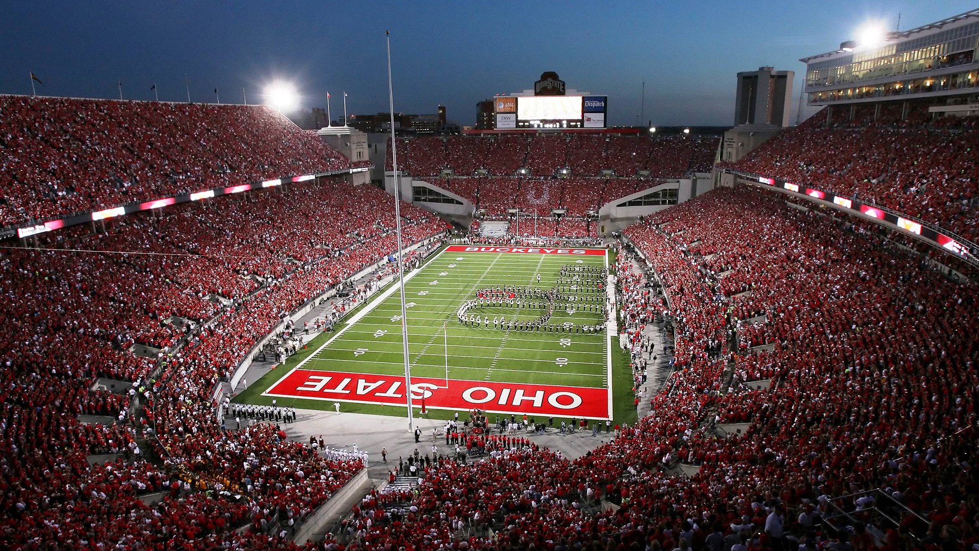 巴特尔以超凡的防守技巧，成为袋鼠队防线上的中流砥柱，巴特尔会扣篮吗